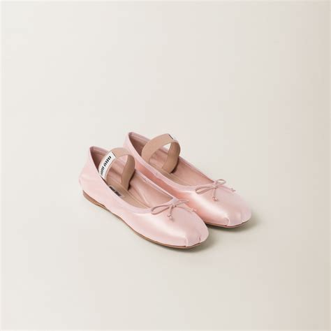 miu miu ballerinas rosa|Bailarinas De Satén Rosa Orquídea .